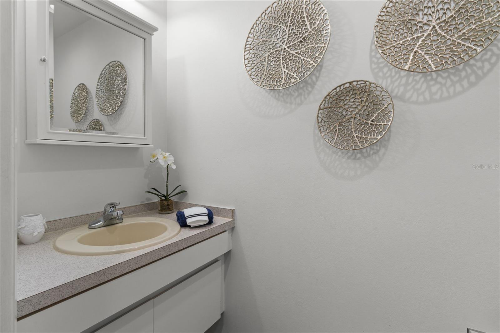 Image 27 of 50 For 2967 Somersworth Drive