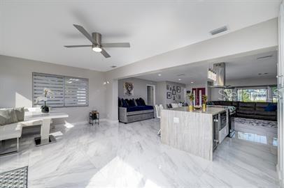 Image 7 of 27 For 605 Capri Boulevard