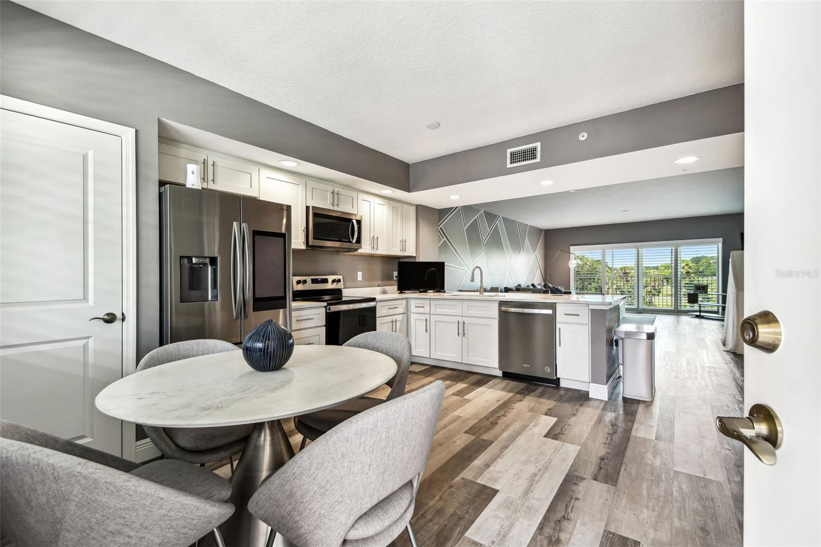 Image 12 of 94 For 960 Starkey Road 8204