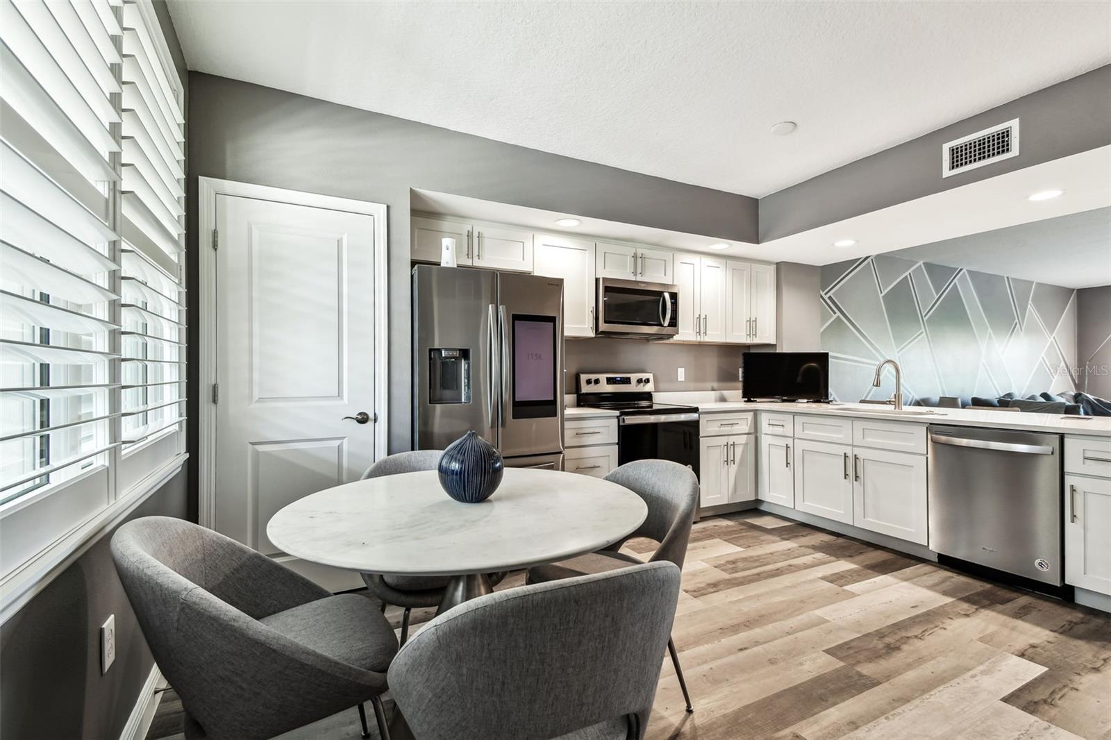 Image 13 of 94 For 960 Starkey Road 8204