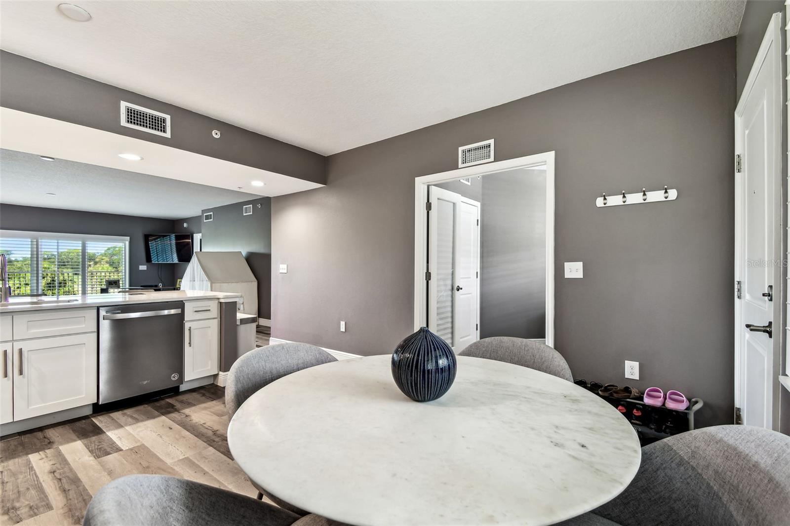 Image 14 of 94 For 960 Starkey Road 8204