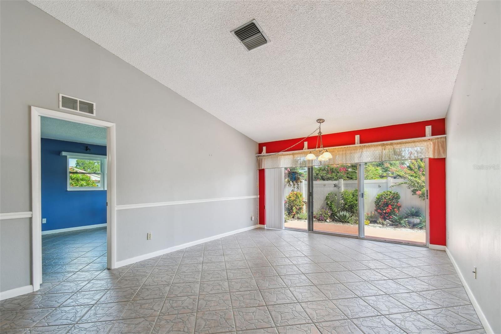 Image 14 of 41 For 2200 Marshall Drive