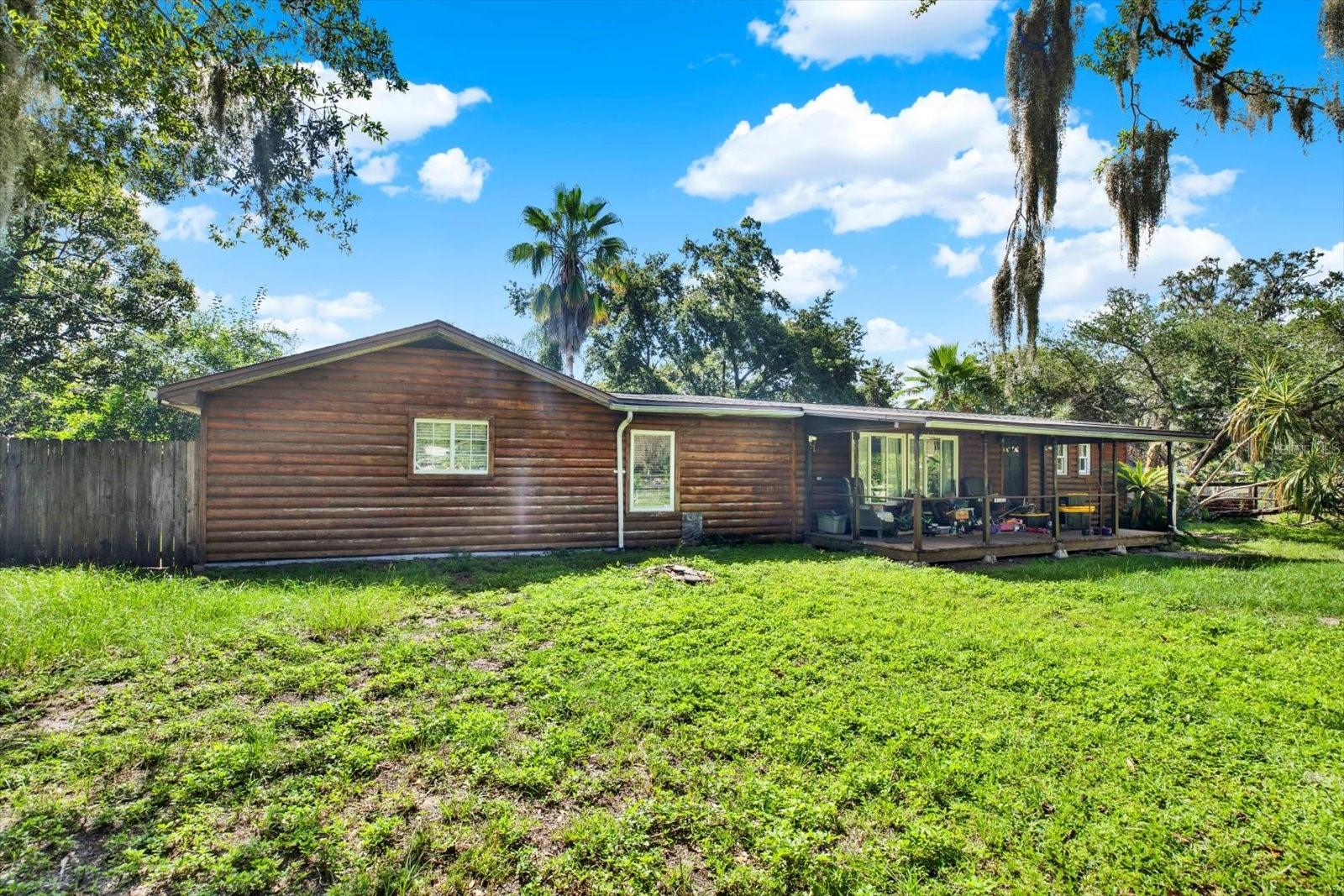 Listing photo id 22 for 18513 Dakota Road