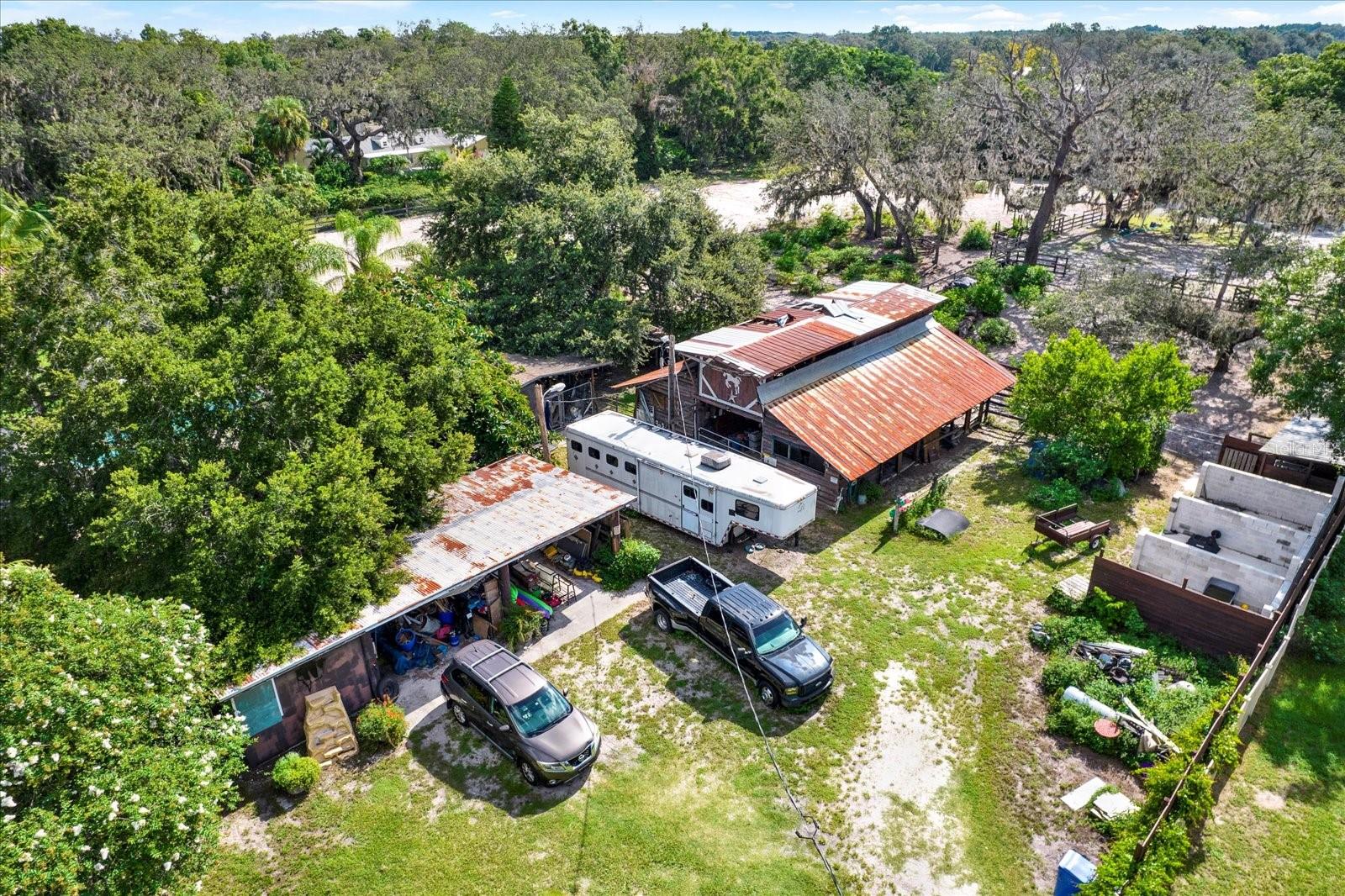 Listing photo id 23 for 18513 Dakota Road