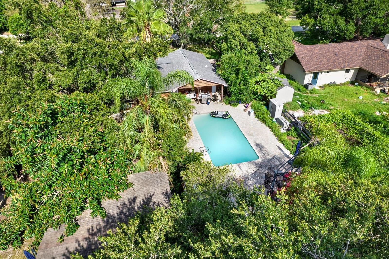 Listing photo id 24 for 18513 Dakota Road