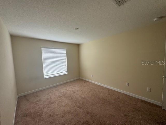 Listing photo id 14 for 2409 Allegheny Valley Street