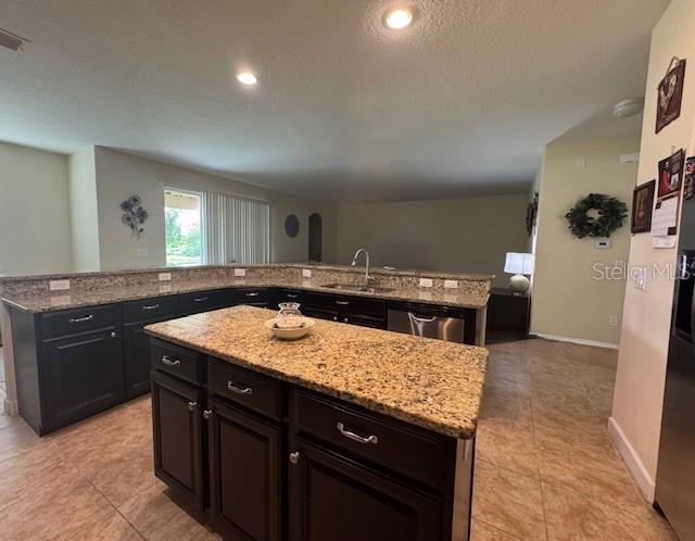 Listing photo id 5 for 2409 Allegheny Valley Street