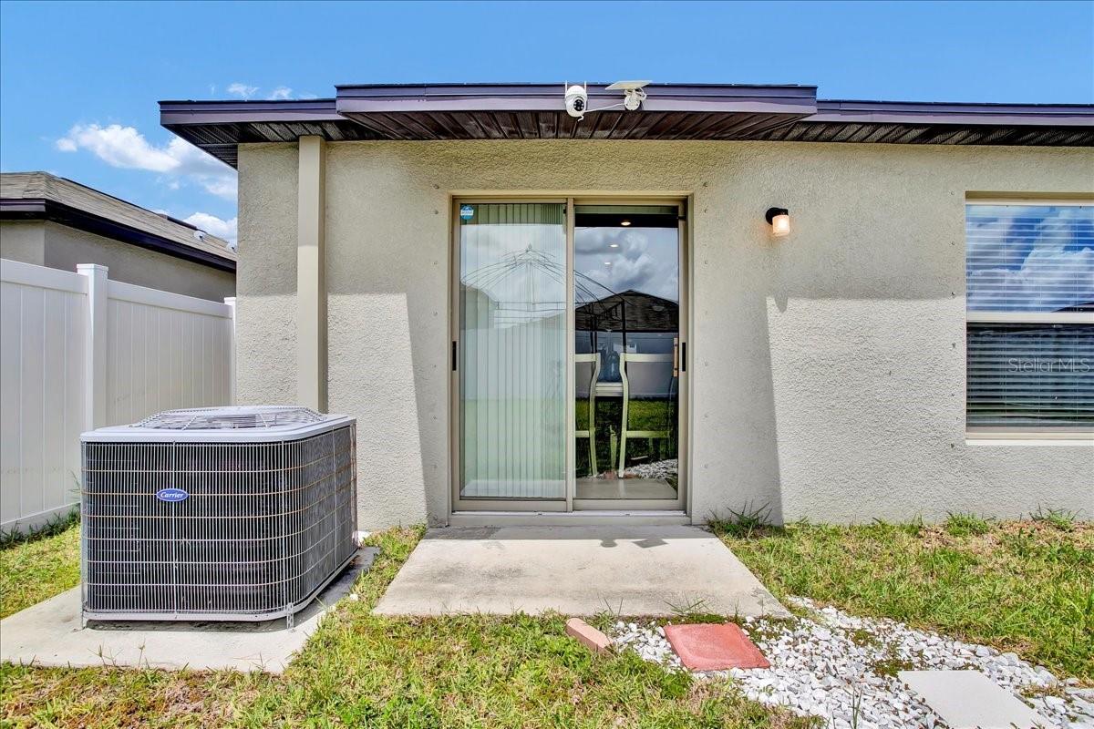 Listing photo id 21 for 769 Calico Scallop Street