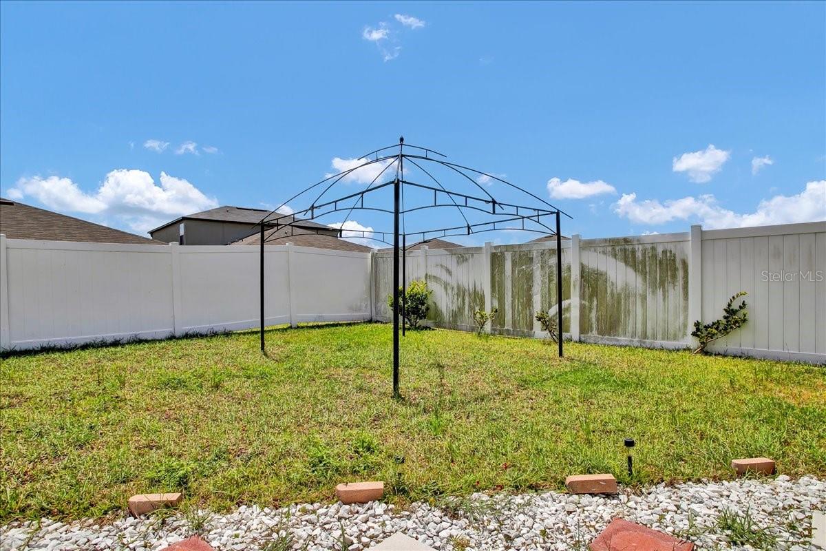 Listing photo id 23 for 769 Calico Scallop Street