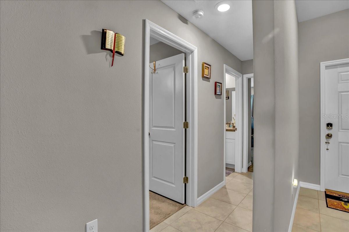 Listing photo id 26 for 769 Calico Scallop Street