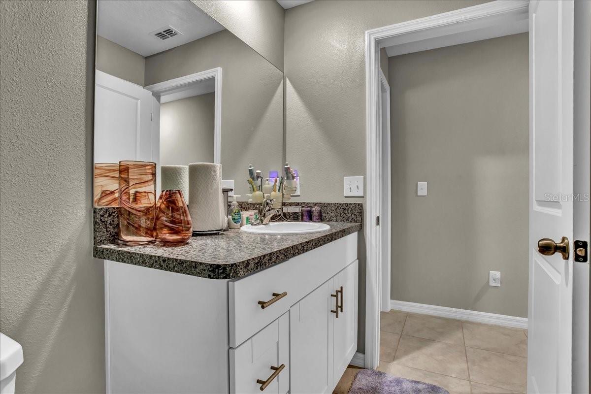 Listing photo id 33 for 769 Calico Scallop Street