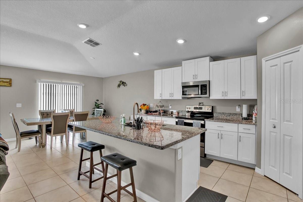 Listing photo id 57 for 769 Calico Scallop Street