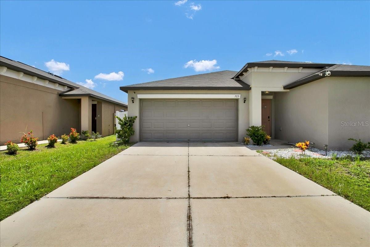 Listing photo id 4 for 769 Calico Scallop Street