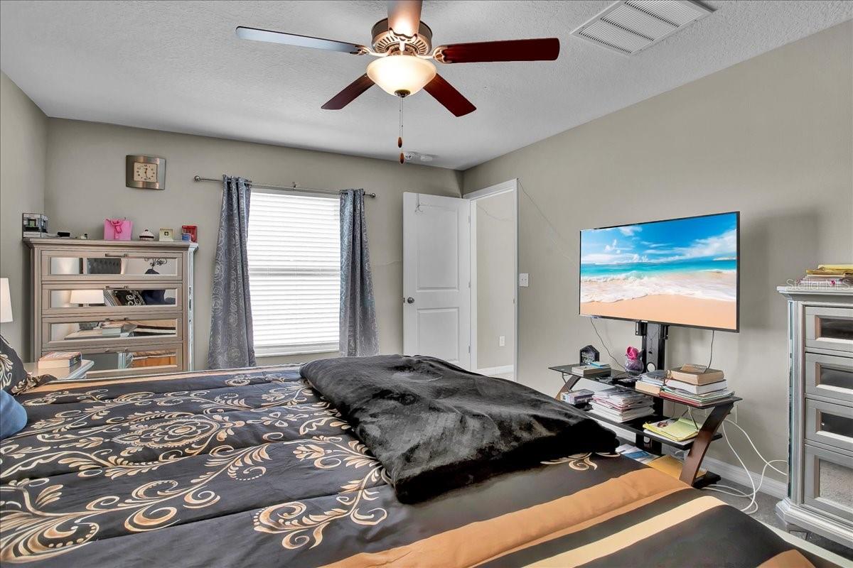 Listing photo id 67 for 769 Calico Scallop Street