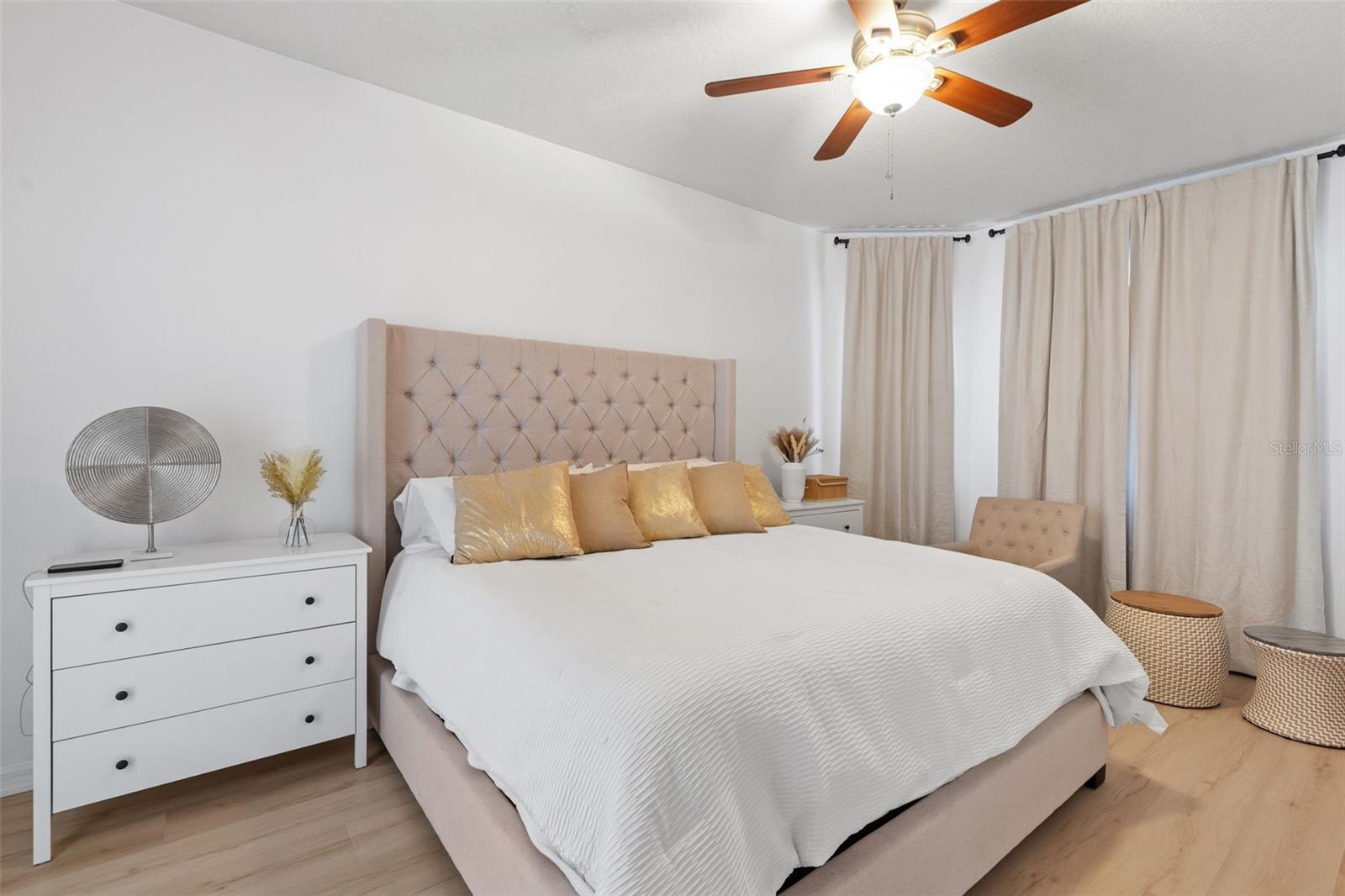 Image 12 of 26 For 32914 Hillman Court