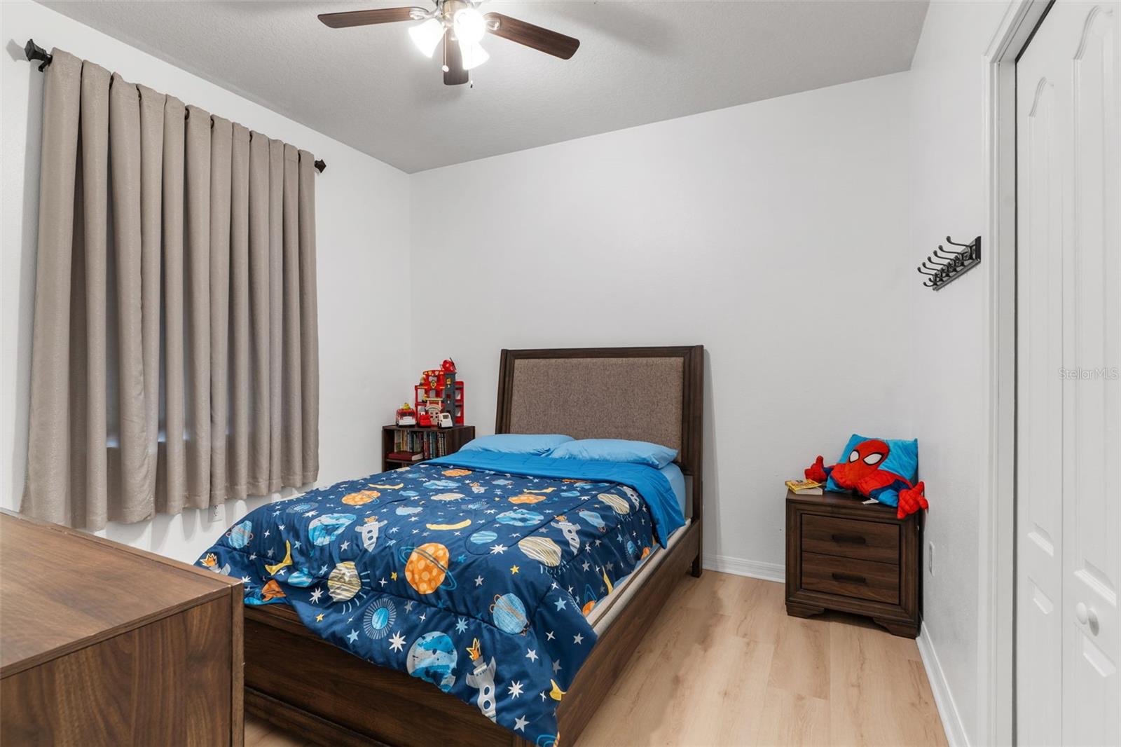 Image 15 of 26 For 32914 Hillman Court