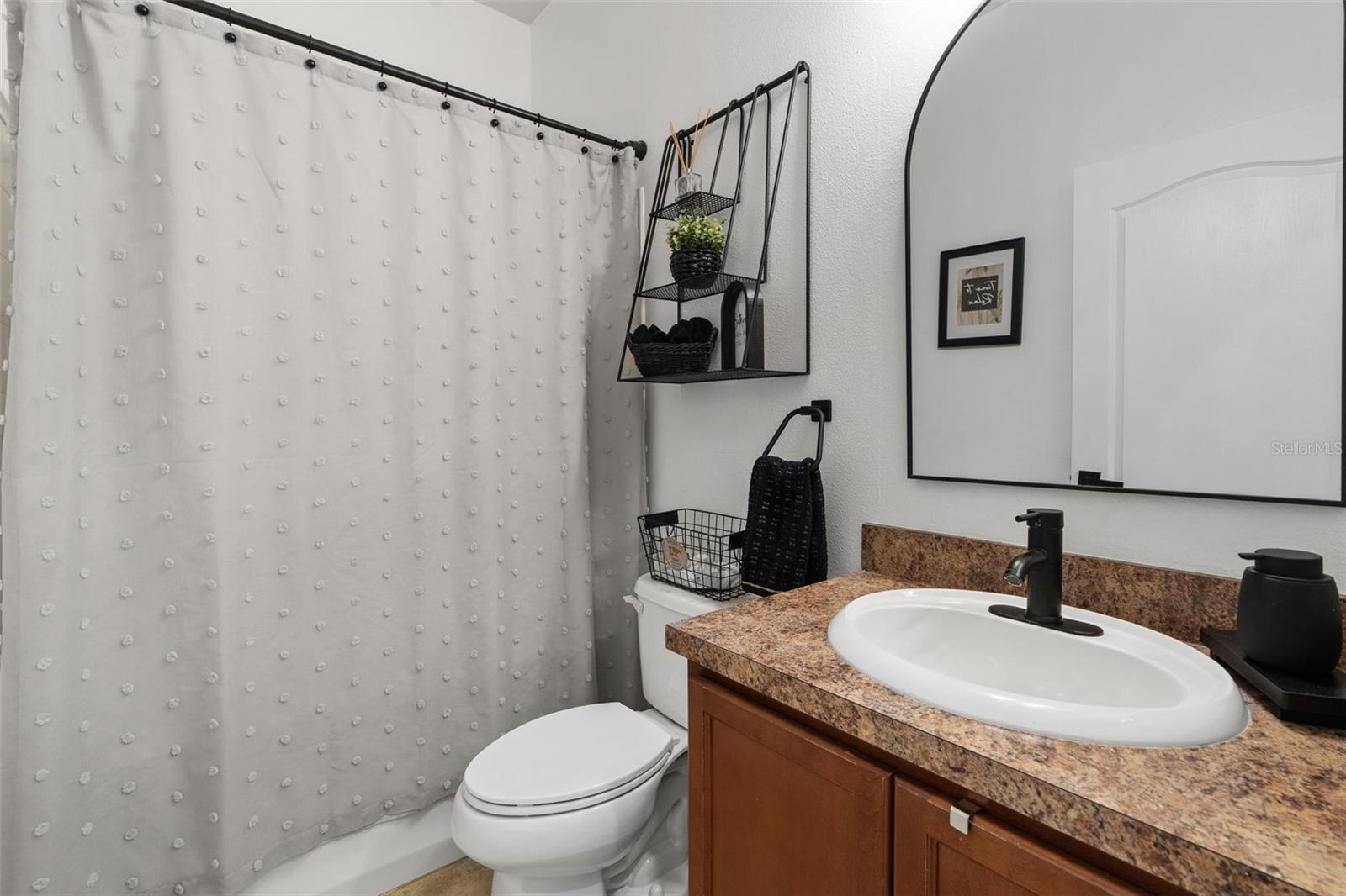 Image 16 of 26 For 32914 Hillman Court