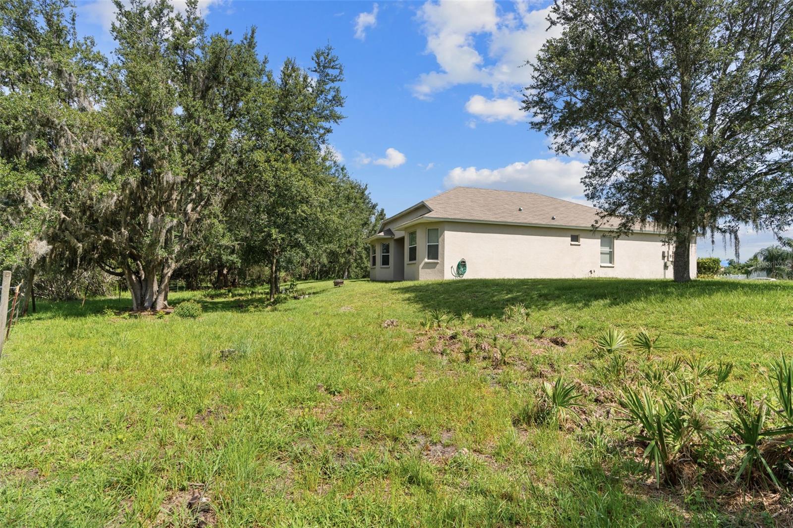 Image 22 of 26 For 32914 Hillman Court