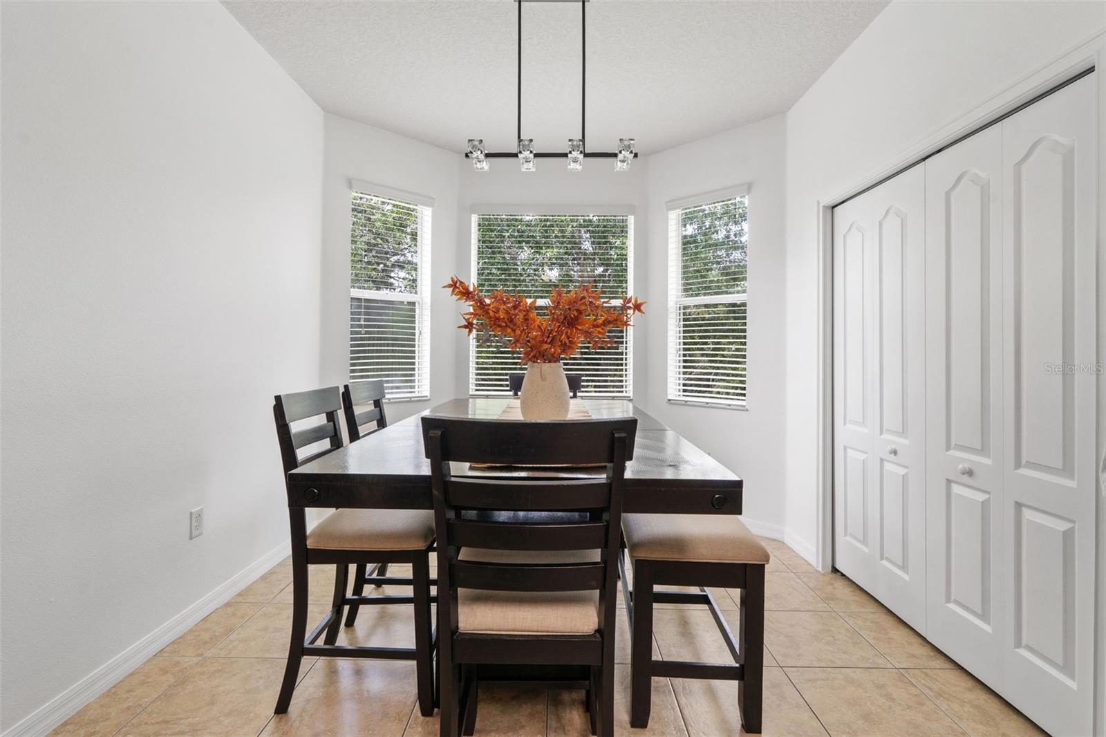 Image 8 of 26 For 32914 Hillman Court