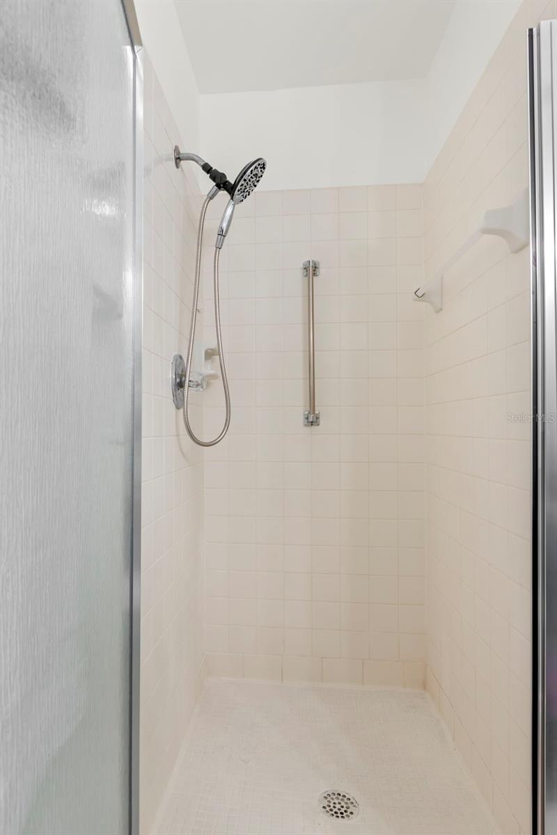 Image 23 of 43 For 2204 Grenadier Drive