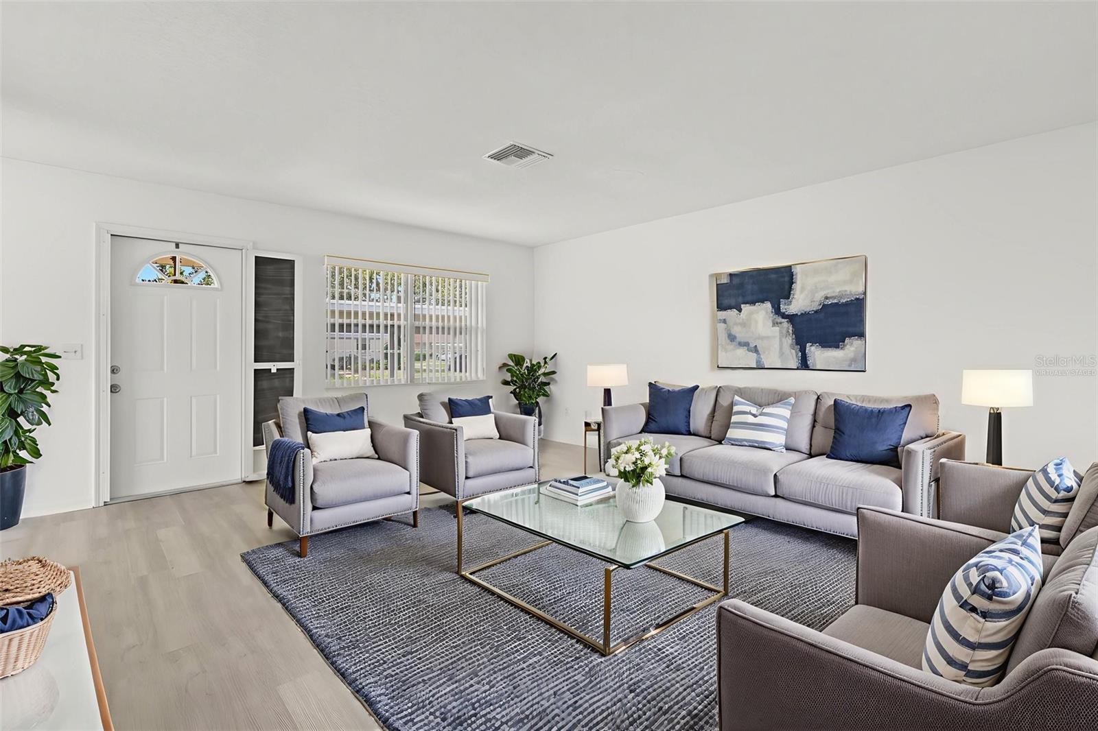 Image 5 of 43 For 2204 Grenadier Drive