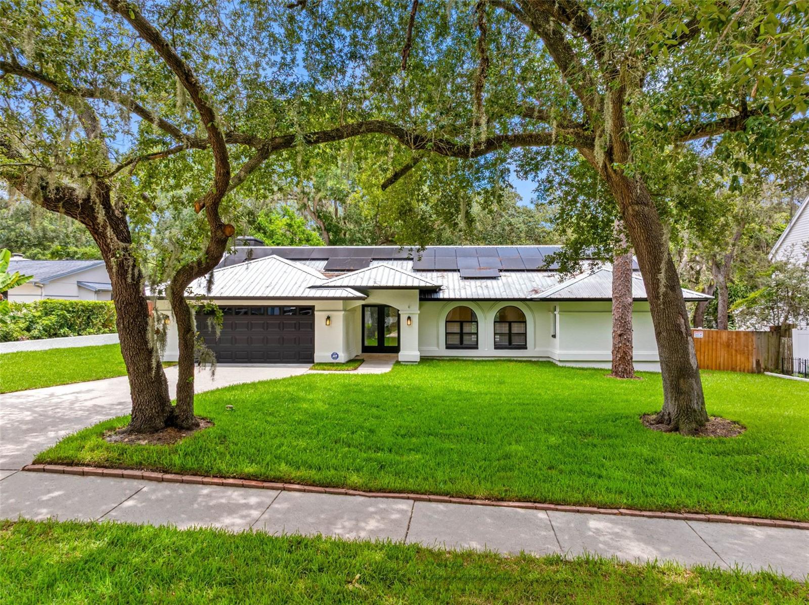 Listing photo id 16 for 8309 River Highlands Place