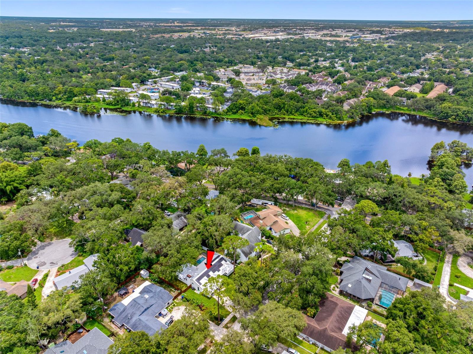 Listing photo id 1 for 8309 River Highlands Place