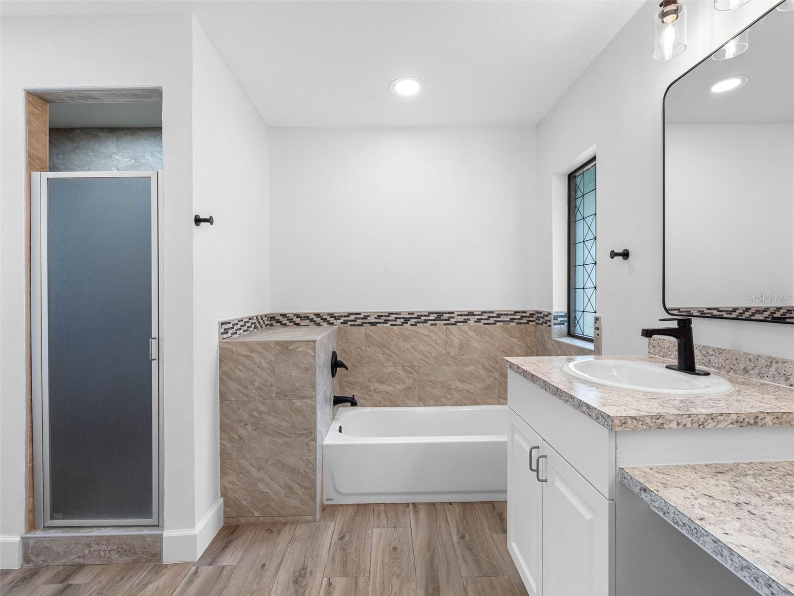 Listing photo id 39 for 8309 River Highlands Place