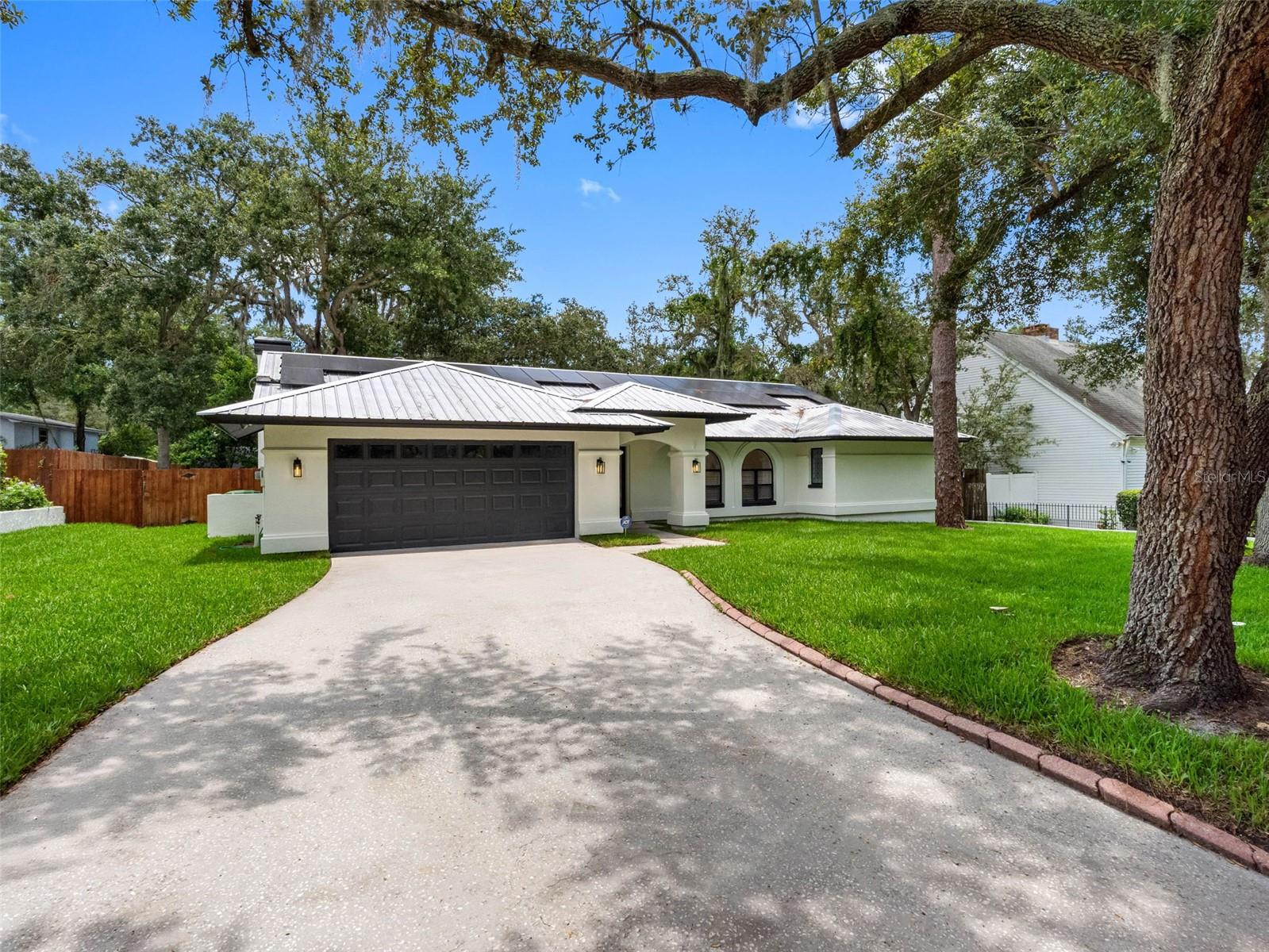 Listing photo id 62 for 8309 River Highlands Place