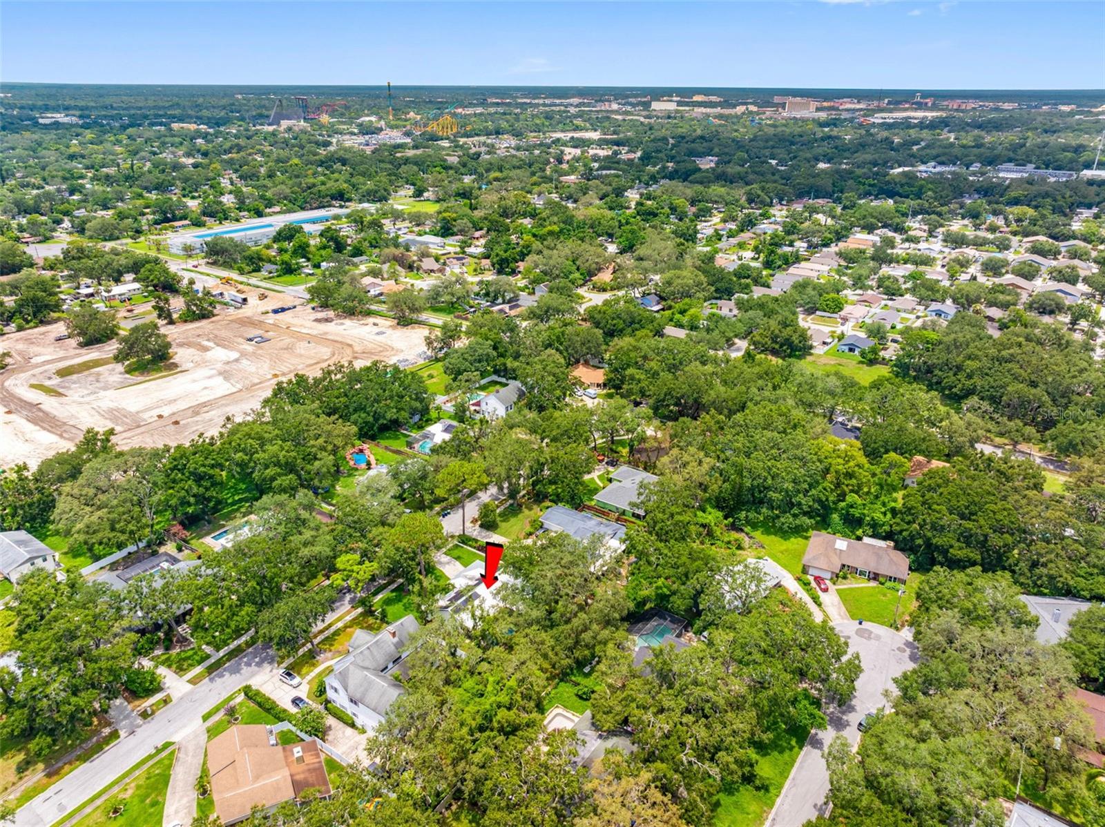 Listing photo id 5 for 8309 River Highlands Place
