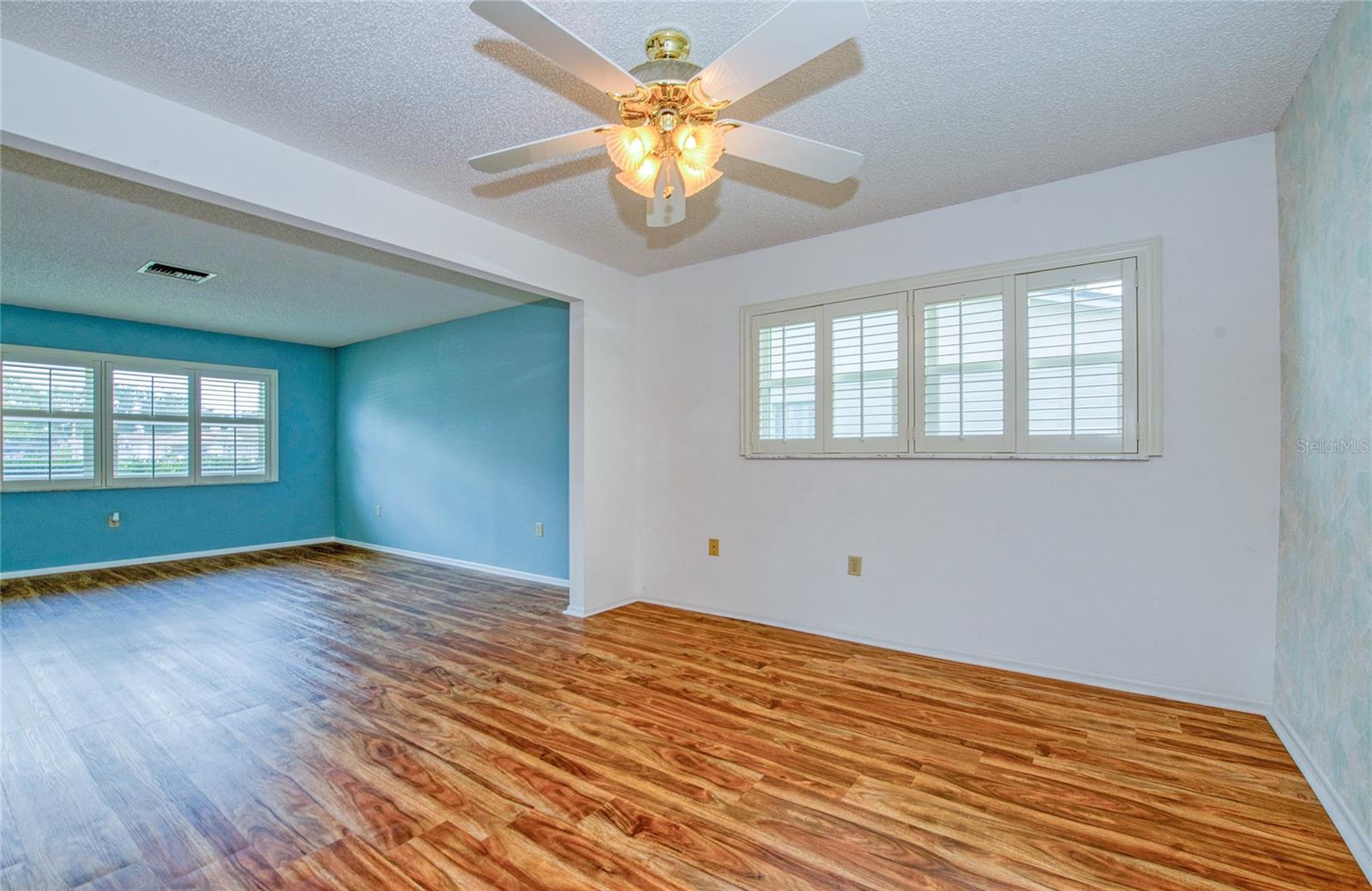 Image 13 of 49 For 4608 Ridge Point Drive