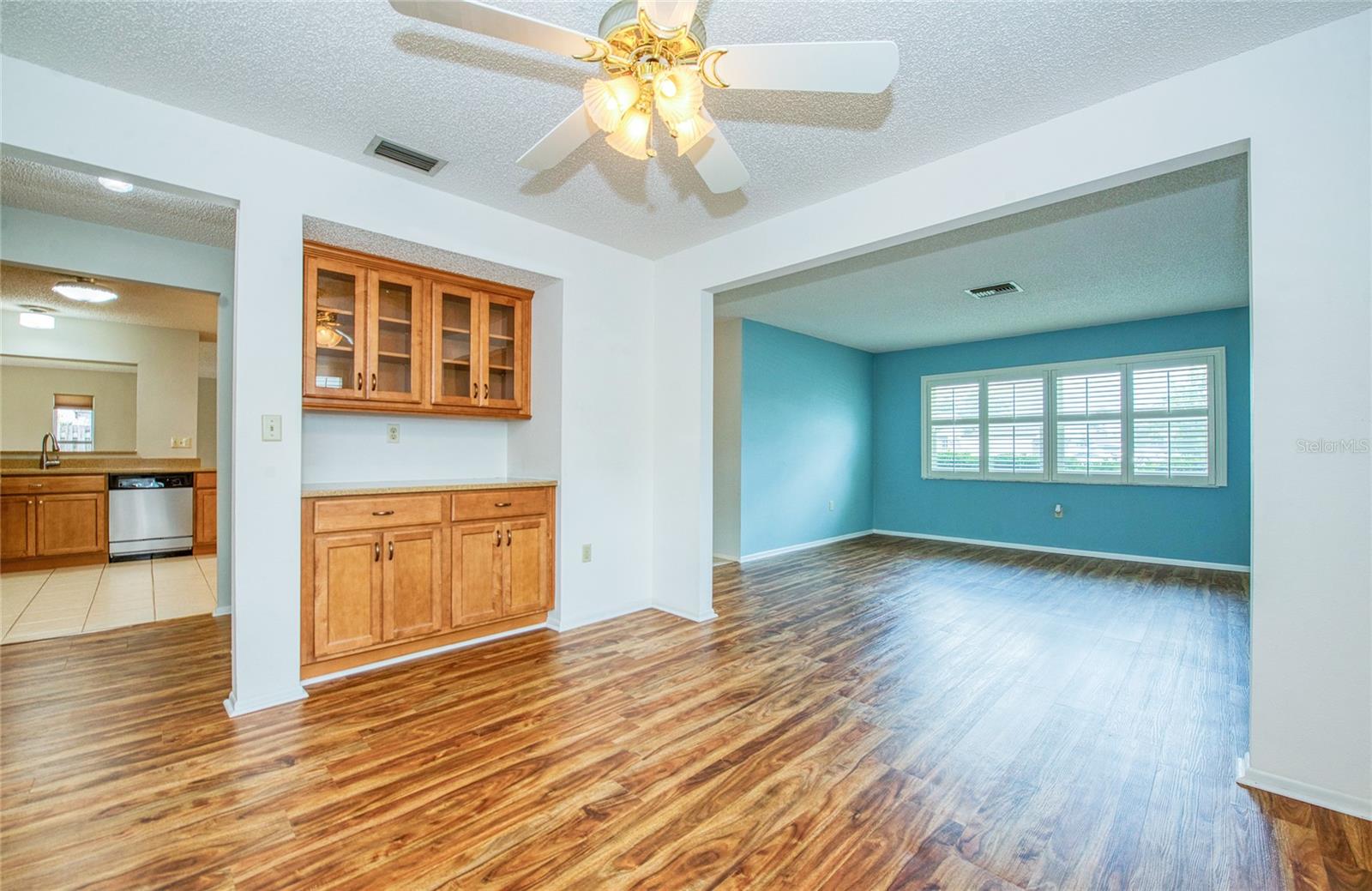 Image 15 of 49 For 4608 Ridge Point Drive