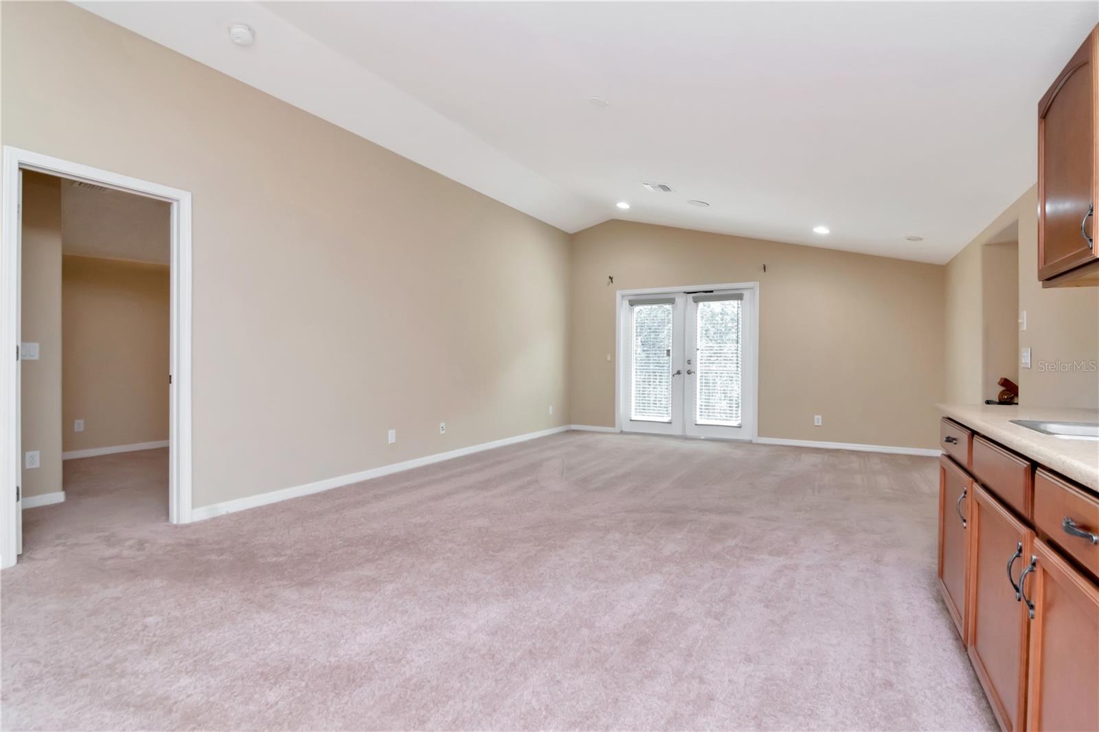 Image 36 of 42 For 20110 Pond Spring Way