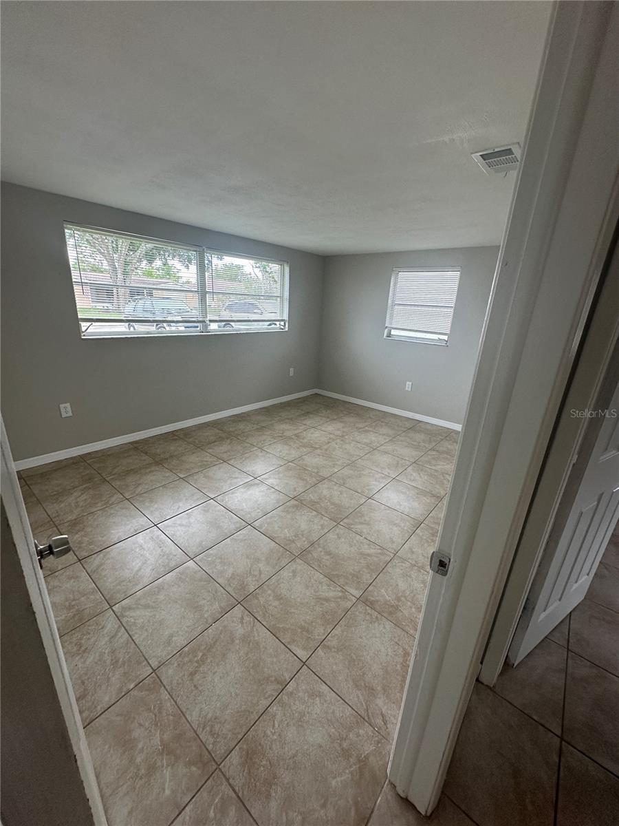 Image 17 of 22 For 6123 1st Avenue