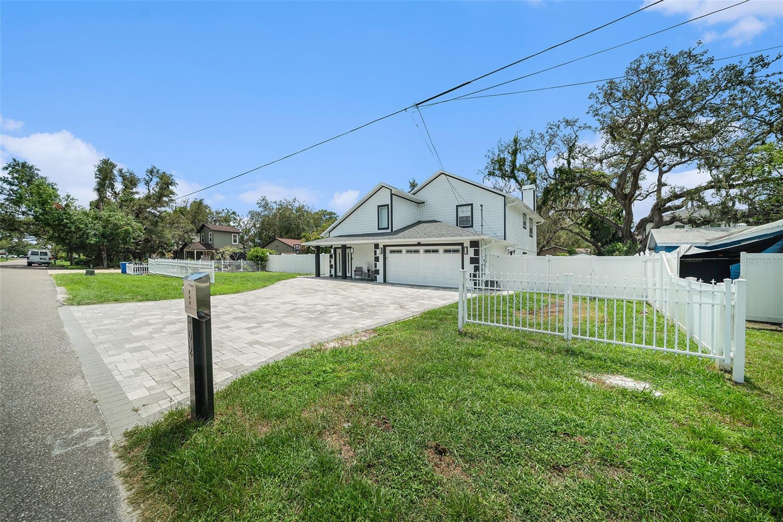 Image 4 of 39 For 8502 May Street