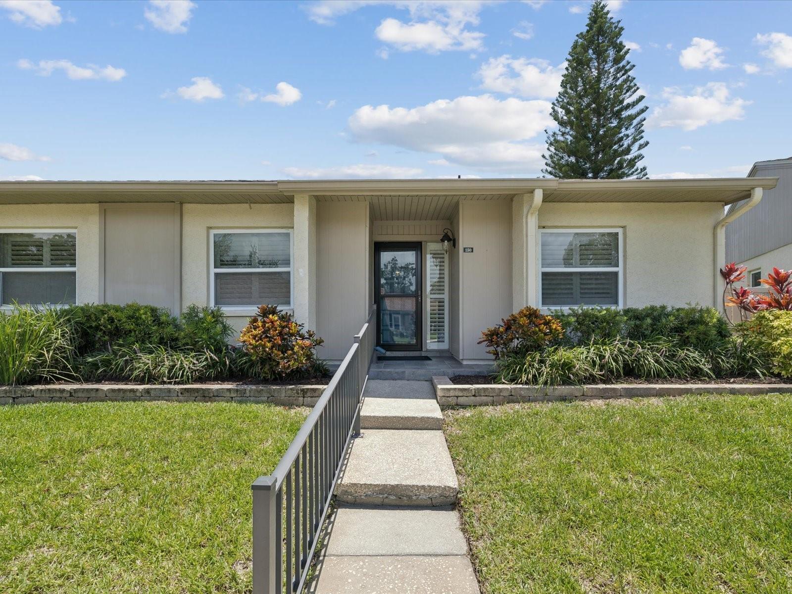 Details for 150 Poole Place, OLDSMAR, FL 34677