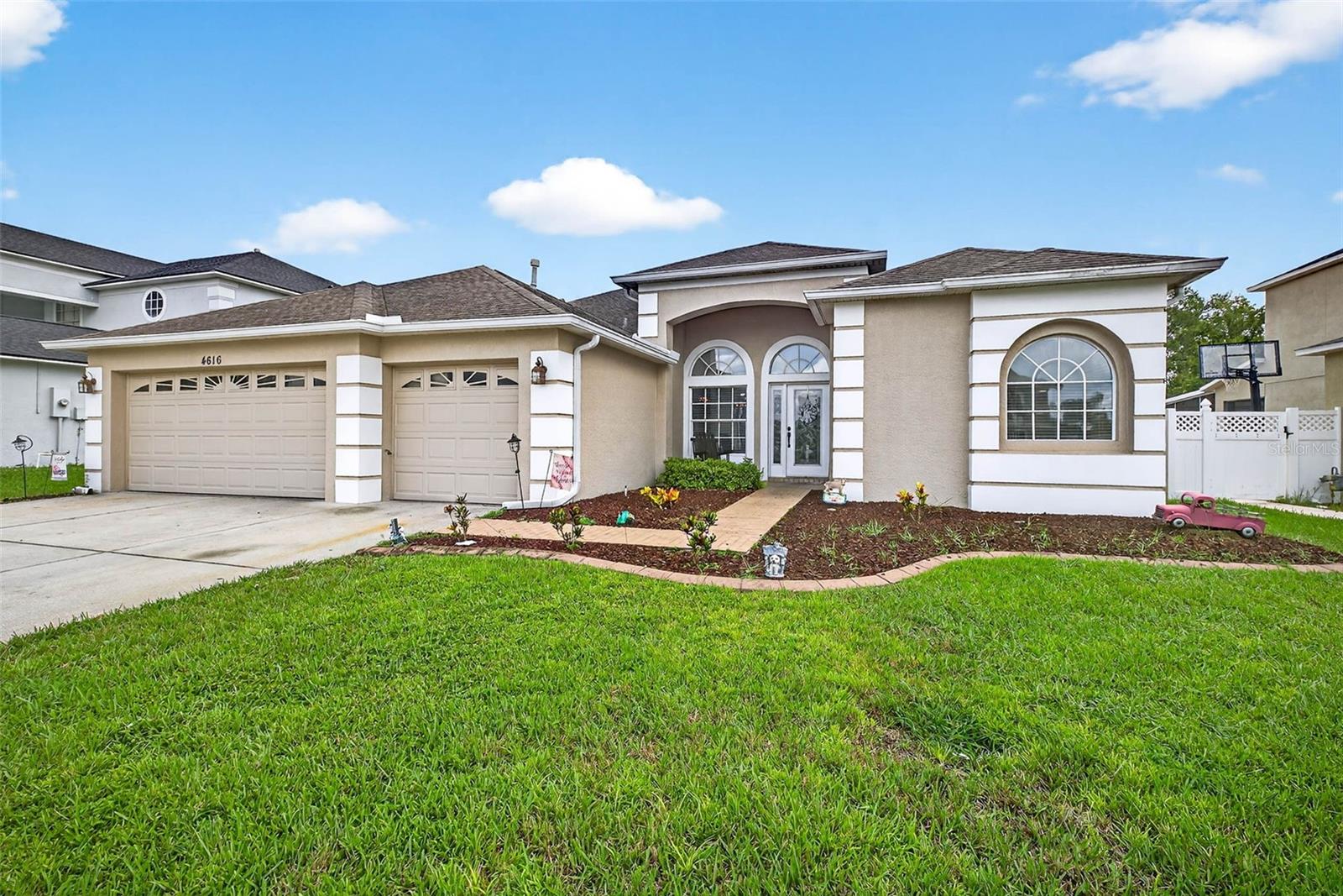 Details for 4616 Roslyn Ct, LAND O LAKES, FL 34639
