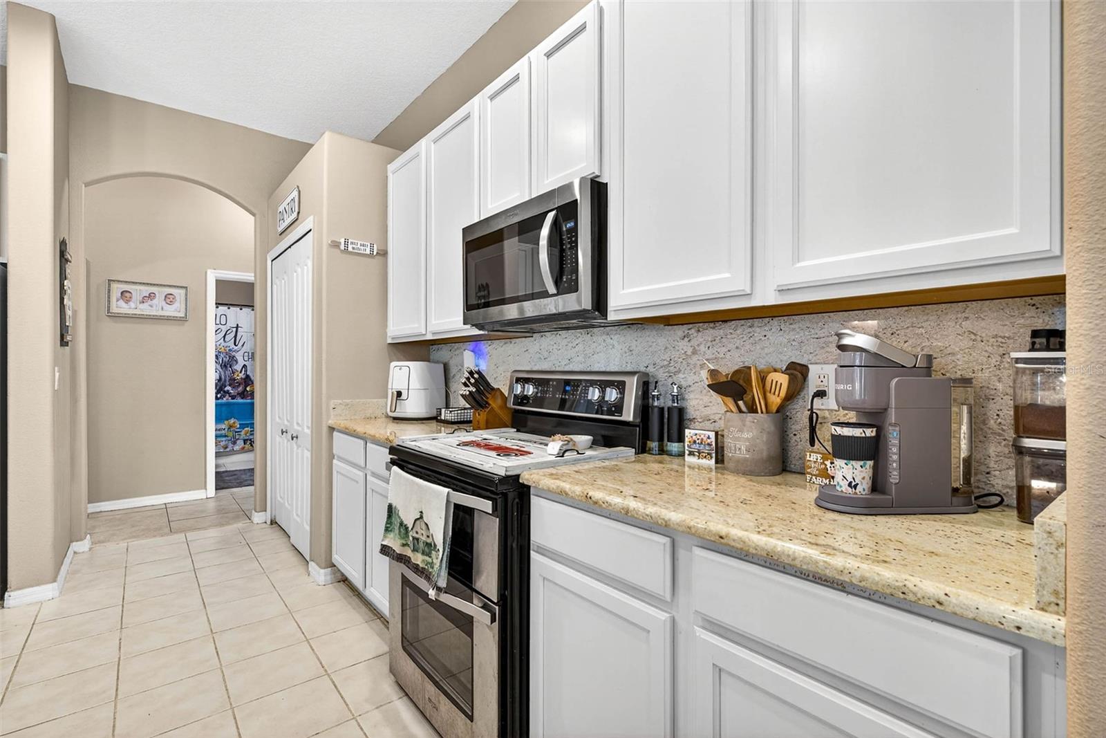 Image 13 of 56 For 4616 Roslyn Ct