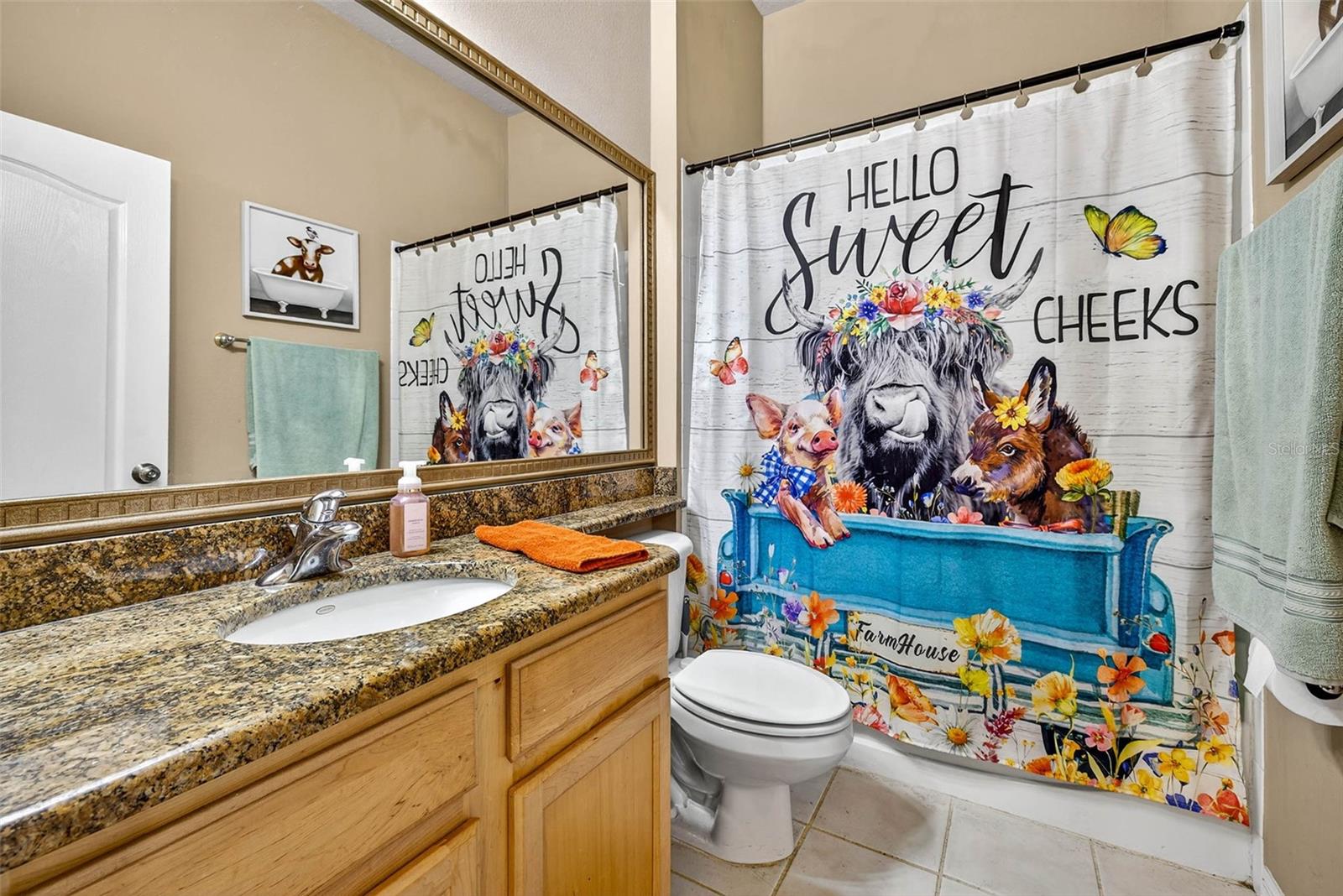 Image 23 of 56 For 4616 Roslyn Ct
