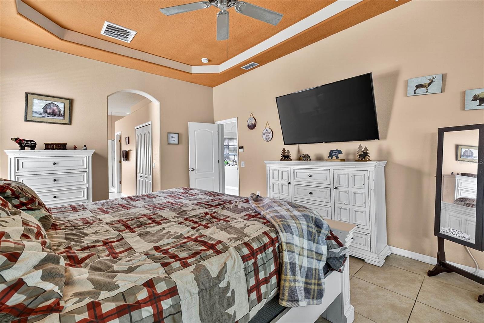 Image 31 of 56 For 4616 Roslyn Ct
