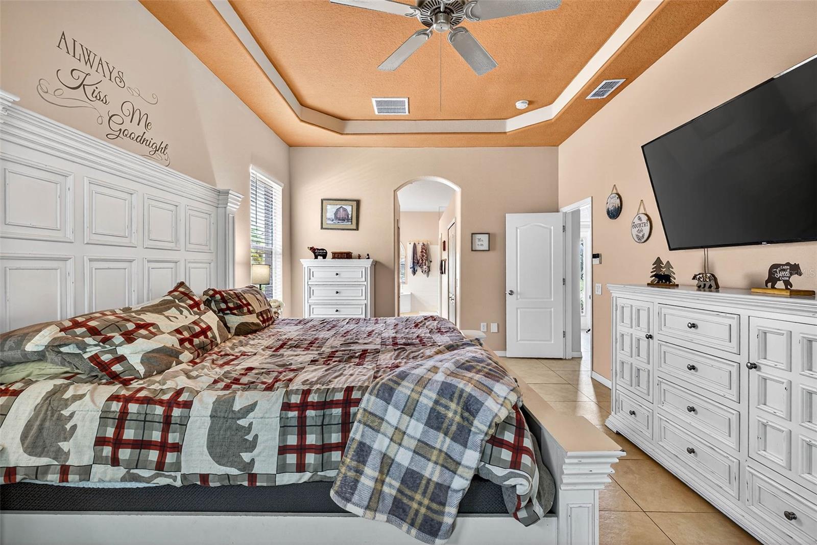 Image 32 of 56 For 4616 Roslyn Ct