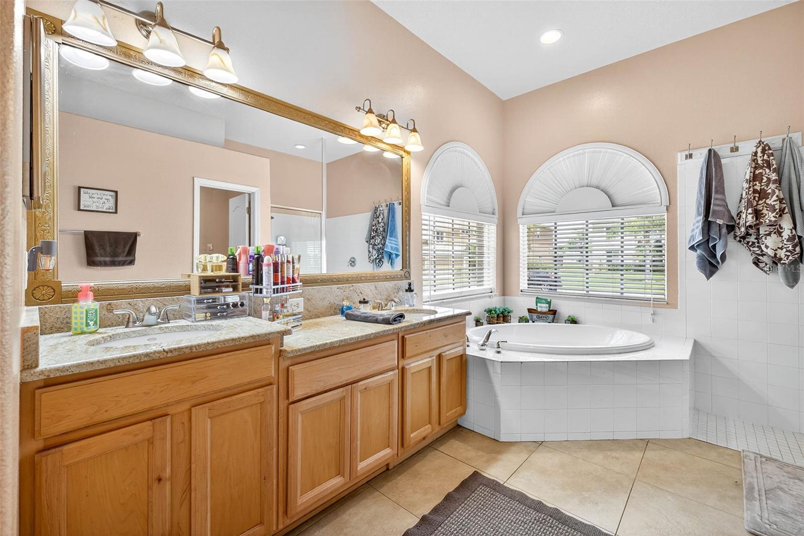 Image 35 of 56 For 4616 Roslyn Ct