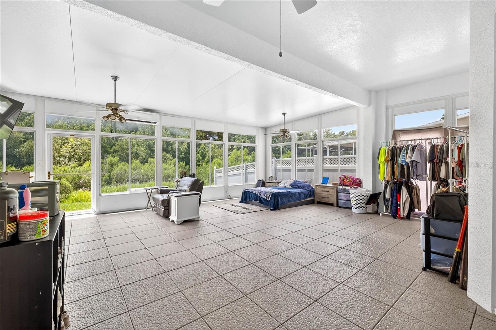 Image 38 of 56 For 4616 Roslyn Ct