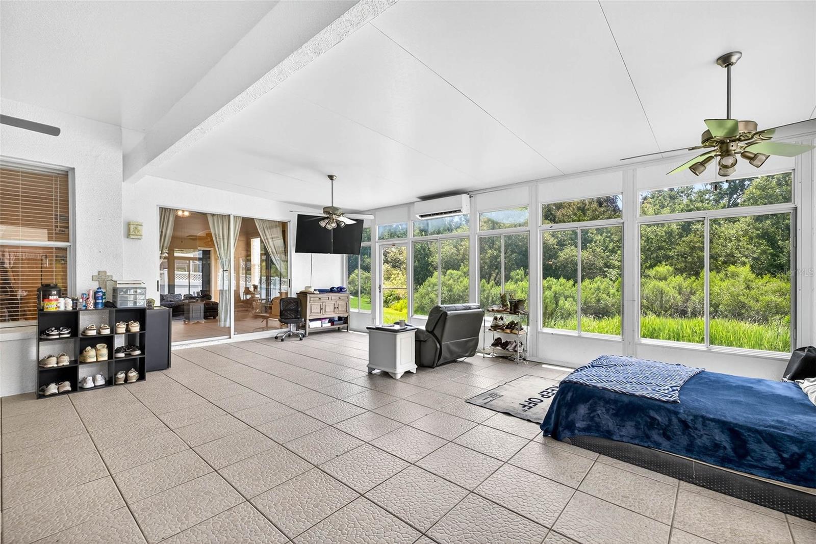 Image 39 of 56 For 4616 Roslyn Ct