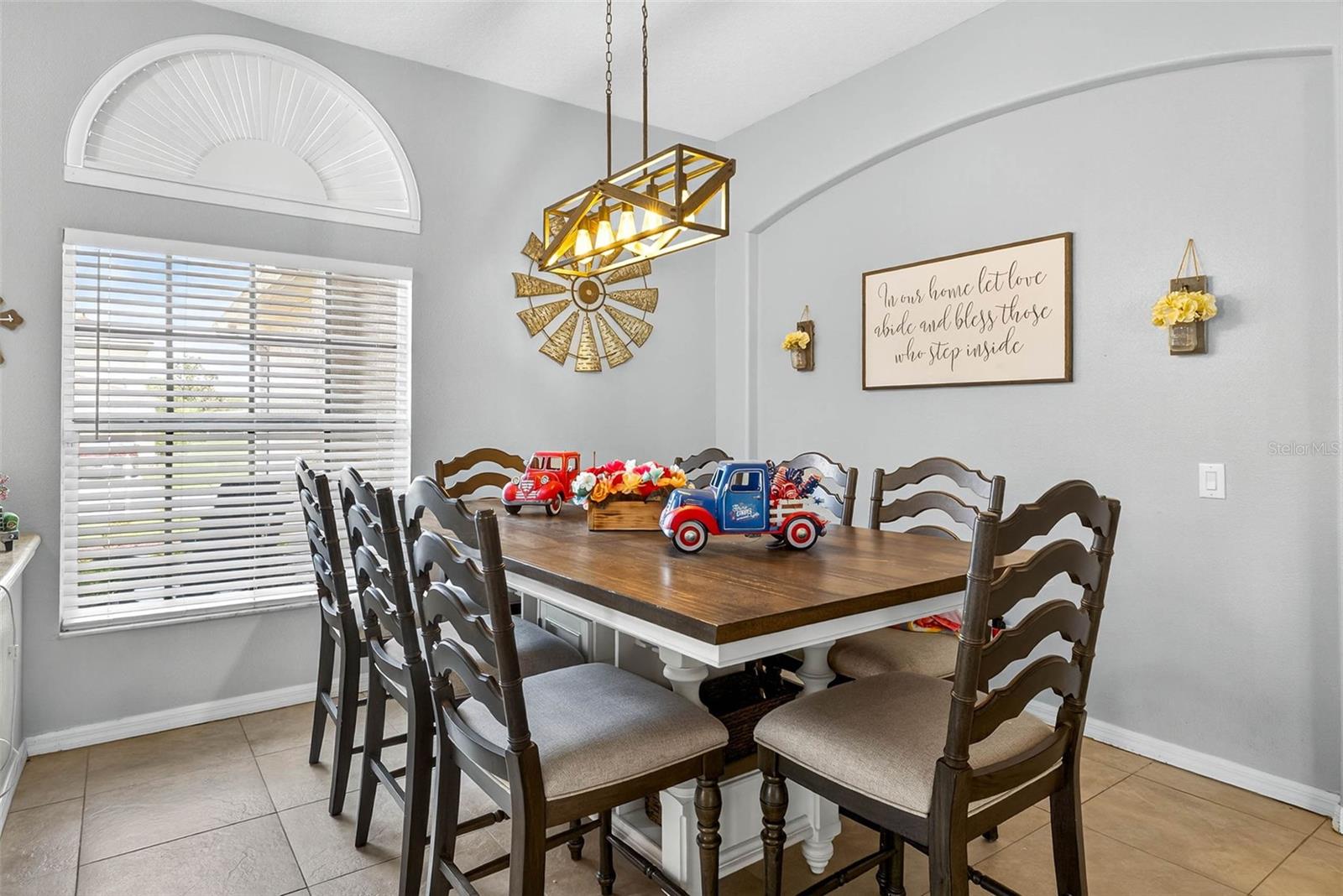 Image 8 of 56 For 4616 Roslyn Ct