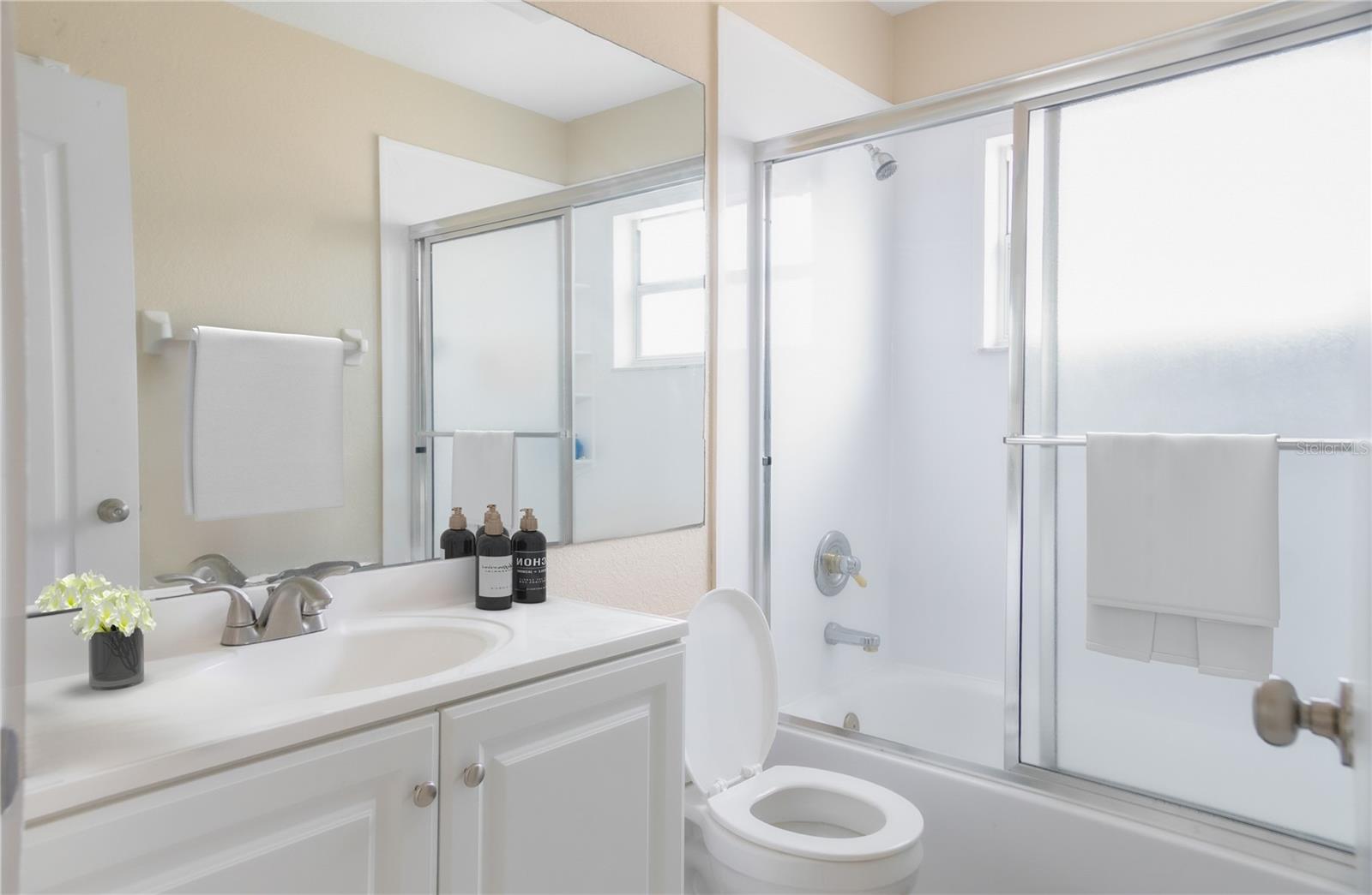 Image 14 of 47 For 7326 Yardley Way
