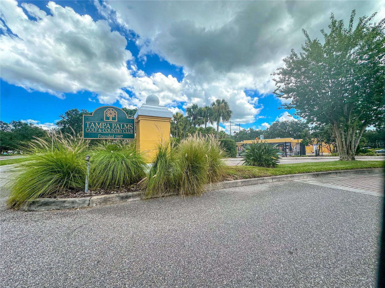 Image 41 of 47 For 7326 Yardley Way