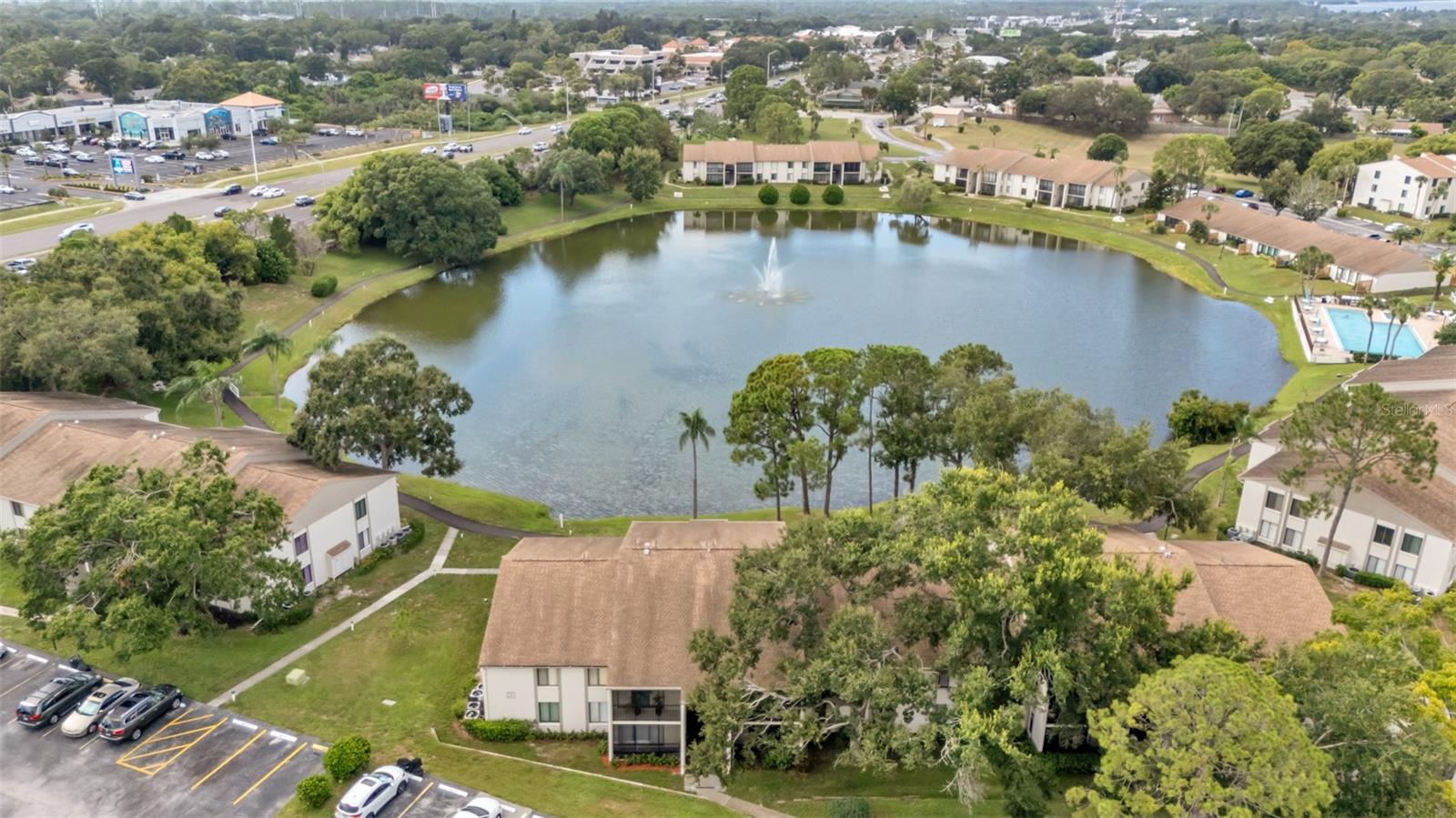 Image 17 of 21 For 2568 Pine Ridge Way S C1