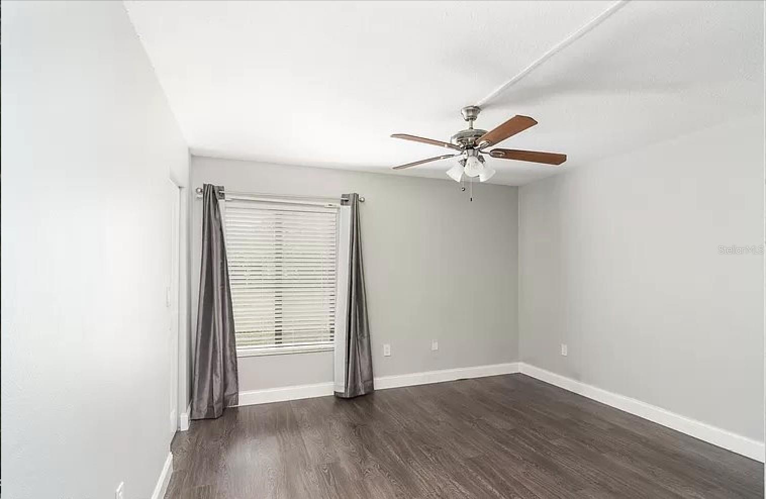 Image 7 of 16 For 2568 Pine Ridge Way S C1