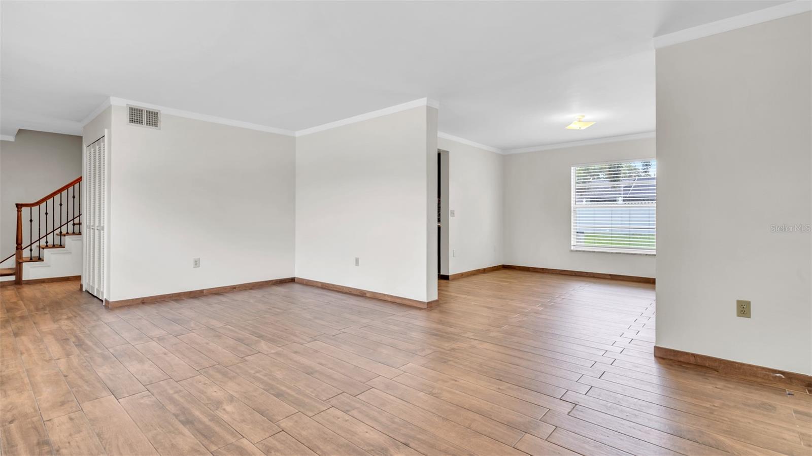 Image 7 of 39 For 2430 Falcon Lane